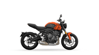 Triumph trident test clearance ride
